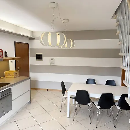 Gardéa – Eleganza Nel Cuore Di Appartement Garde